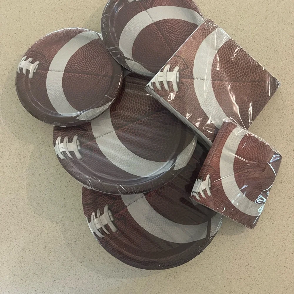 Football Party Plates and Napkins Set